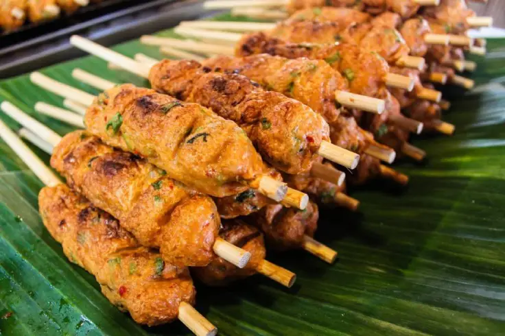 معروف‌ترین غذاهای خیابانی تایلند